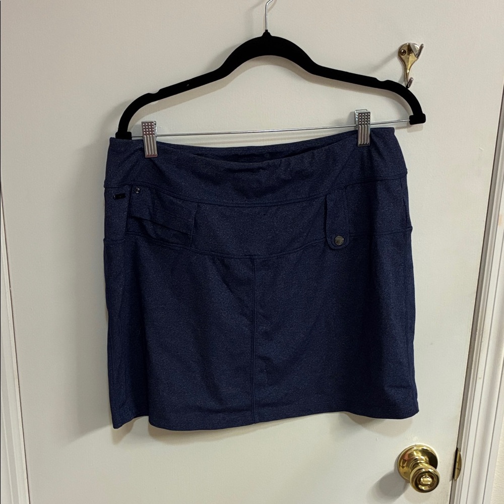 Lole Navy Mini Skirt in Sz L